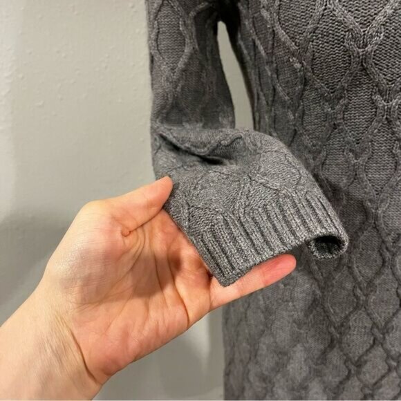 Calvin Klein grey v-neck sweater dress - Picture 6 of 12